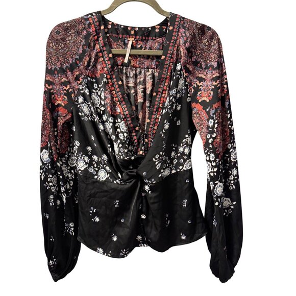 Free People blouse Sz S Long Sleeve Floral Blouse With Knot Front Design & V-Nec - Picture 1 of 12